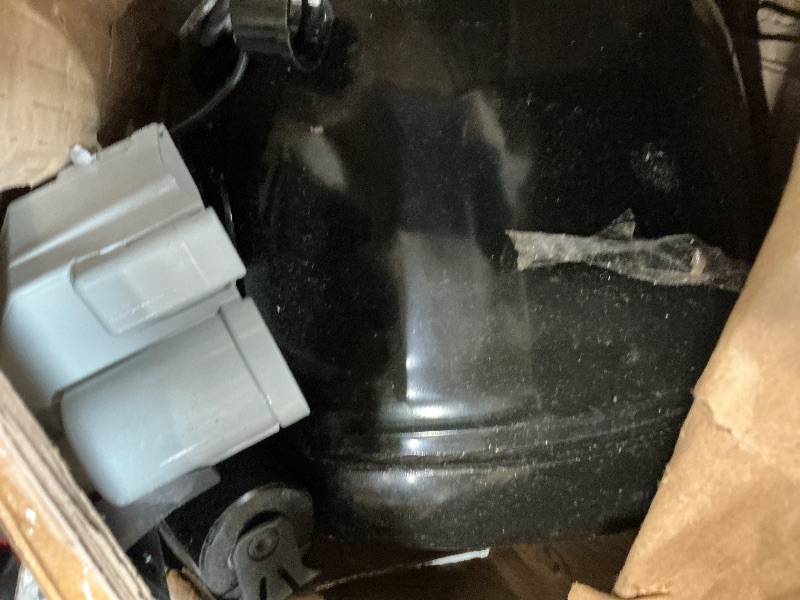 View 3 of (damages) Deorwen FFI12HBX Refrigeration Compressor 1/3 HP
