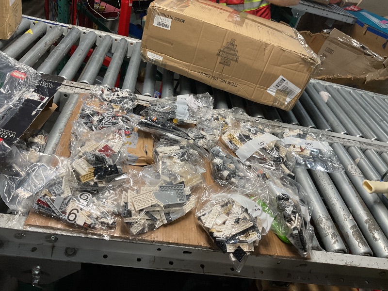 Photo 1 of **FACTORY SEALED**LEGO Star Wars Ultimate Collector Series X-Wing Starfighter Building Set for Adults, Star Wars Collectible for Build and Display with Luke Skywalker Minifigure, Fun Gift Idea for Fans, 75355