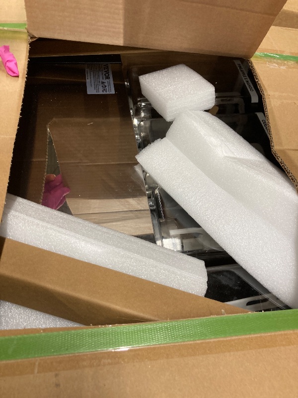 Photo 1 of **** PARTS ONLY ****
VEVOR Commercial Beverage Dispenser, 4 Tanks Juice Dispenser, 10 L / 10.6 QT Per Tank, 430W Stainless Steel Ice Tea Drink Machine with 45? to 54? Cooling Temp, for Cold Drink Restaurant Bar Party