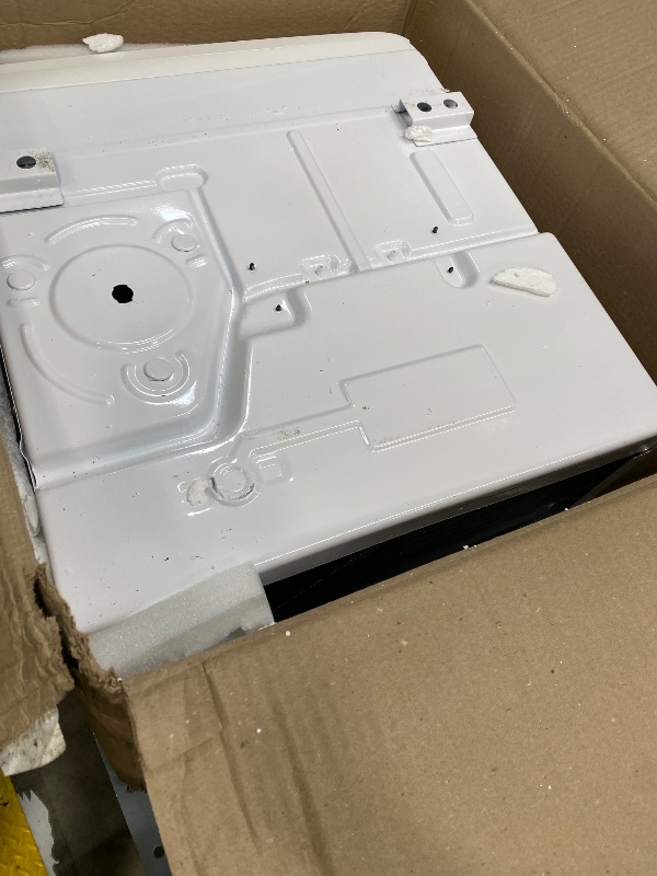 View 2 of ***PARTS ONLY/ FOR REPAIR***
Frigidaire 10,000 BTU Smart Window Air Conditioner with Wi-Fi, Cools Up to 450 Sq. Ft., Remote Control, Quiet Operation, Eco Mode, 3 Fan Speeds, White