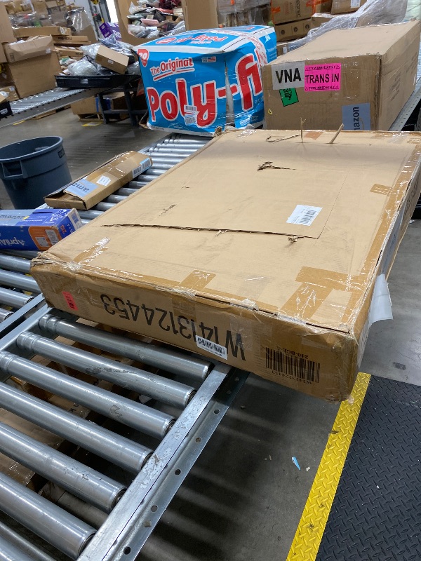 Photo 1 of ****PARTS ONLY****
Ball & Cast Twin Size Daybed with Pop Up Trundle, Button Tufted Linen Sofa Day Bed Frame with USB Port,Twin to King Trundle Bed for Bedroom, Living Room, No Box Spring Needed,Beige