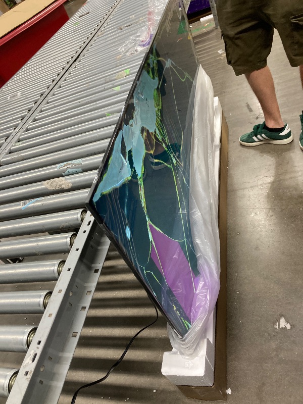 Photo 1 of *Screen damaged/PARTS ONLY* *NO RETURNS/NO REFUNDS* Roku Smart TV 2026 – 65-Inch Select Series, 4K QLED TV – Roku TV with Voice Remote – Flat Screen QLED Television with Wi-Fi for Streaming Live Local News, Sports, & Movies – Bluetooth Headphone Mode