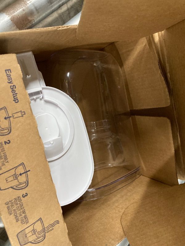 Photo 1 of **PITCHER ONLY**Brita Large 10-Cup Water Filter Pitcher, WQA NSF/ANSI Certified, Removes Chlorine Taste & Odor, Reduces Zinc, Copper & Mercury, 1 Standard Filter, Lasts 2 Months, Bright White