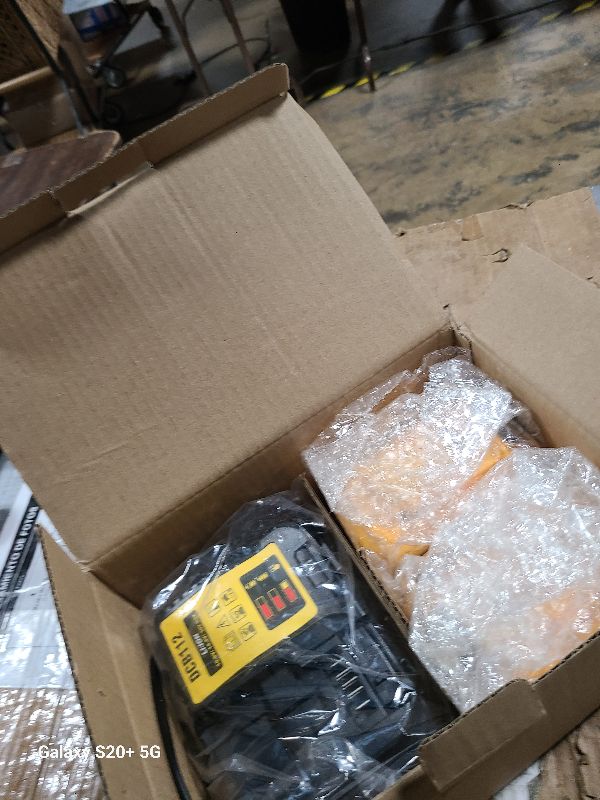 Photo 1 of 12.6Ah 20V/60V FLEX MAX Compatible with Dewalt Lithium Ion Battery and Charge Combo, with High Capacity Batteries 60 Volt Baterías DCB606 DCB609 DCB612 DCB615(2 Pack MAX 12.6Amp 60Volt Combo)
