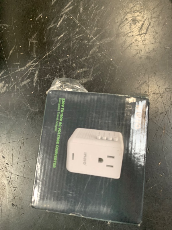 Photo 1 of IPLUSO Voltage Converter with Travel Adapter