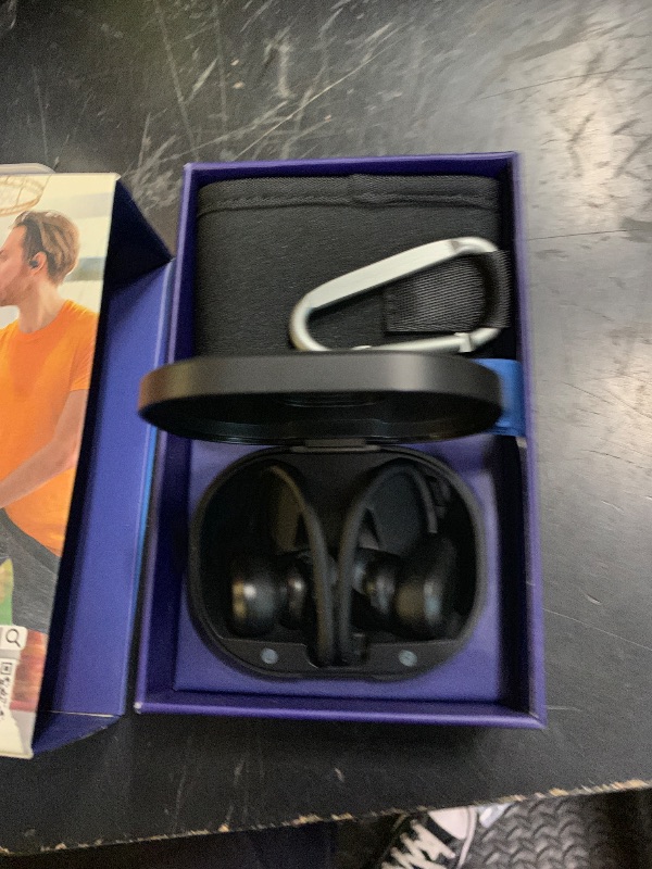 Photo 1 of Philips A7306 True Wireless Sports Headphones