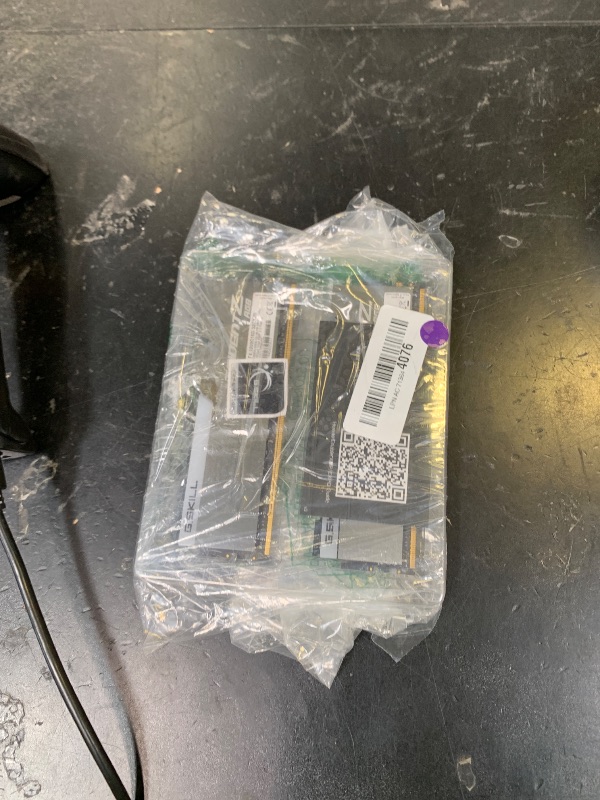 Photo 1 of G.Skill TridentZ RGB DDR4 32GB (2x16GB) 4000MHz RAM