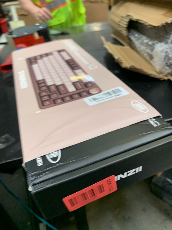 Photo 1 of YUNZII B75 PRO 75% Wireless Mechanical Keyboard (Coffee Brown, MilkV2)