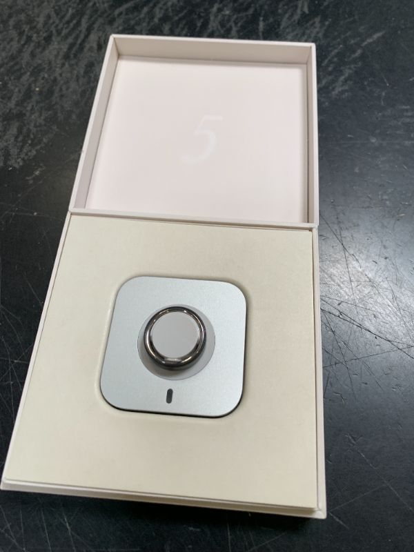Photo 1 of Oura Ring 5 Smart Ring - Stealth - Size 8
