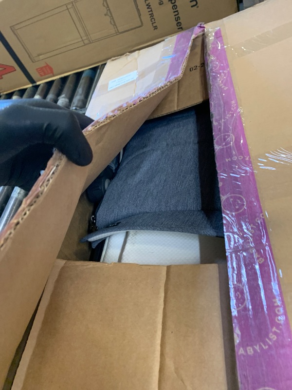 Photo 1 of UPPAbaby Bassinet V3 - Fits with Vista, Cruz, Ridge Strollers - Julian