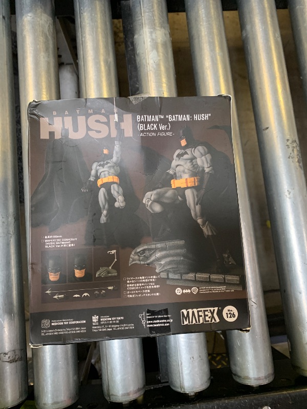 Photo 1 of Medicom DC Comics Batman Hush MAFEX Action Figure