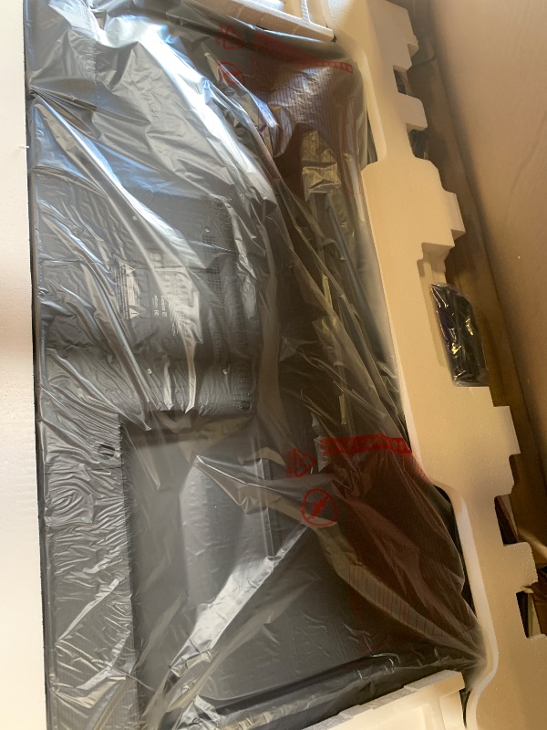 Photo 1 of Roku 55" Select Series 4K QLED Smart TV