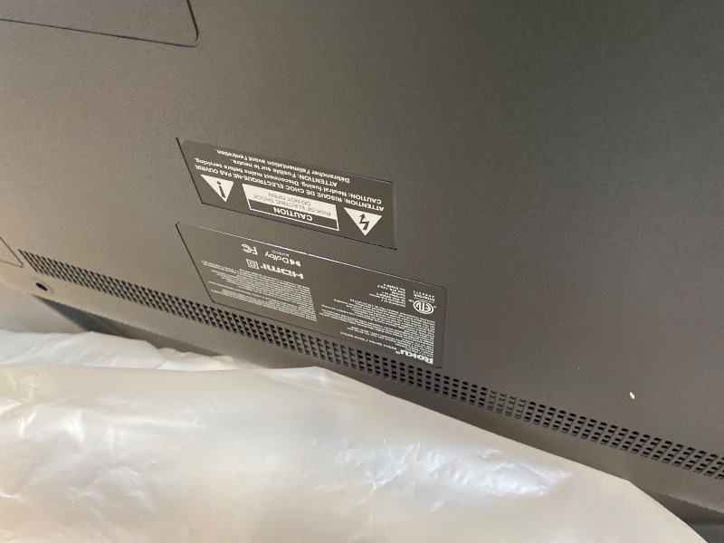 Photo 1 of *****No returns, no refunds*******/ BROKEN*****.Roku Smart TV 2026 – 65-Inch Select Series, 4K QLED TV – Roku TV with Voice Remote – Flat Screen QLED Television with Wi-Fi for Streaming Live Local News, Sports, & Movies – Bluetooth Headphone Mode