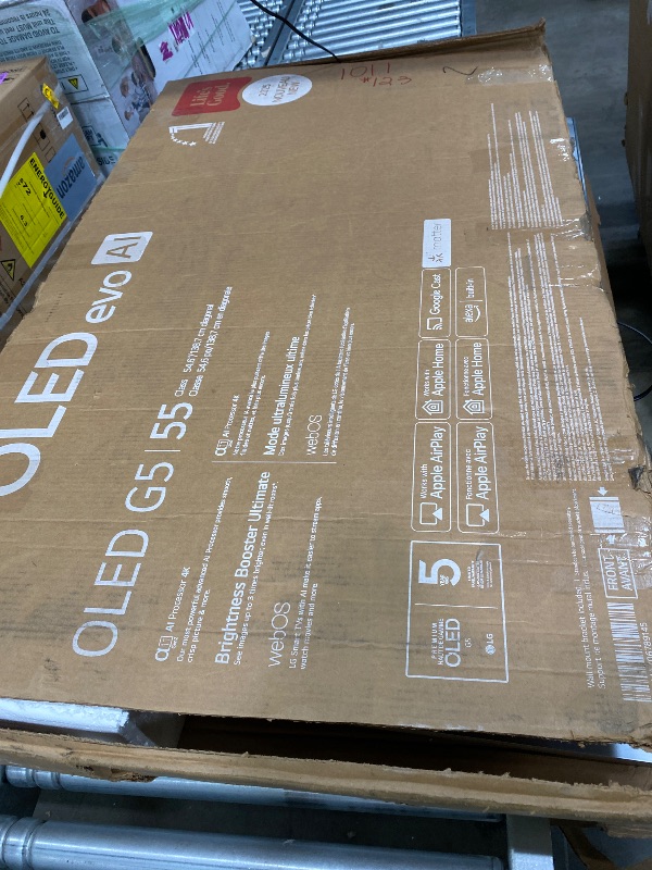 Photo 1 of ******No returns, no refunds****** BROKEN****.LG 55-Inch Class QNED AI 4K QNED82A Series Smart TV w/AI Sound, HDR10, 4K Super Upscaling, Filmmaker Mode, Wow Orchestra, Alexa Built-in (55QNED82AUA, 2025)