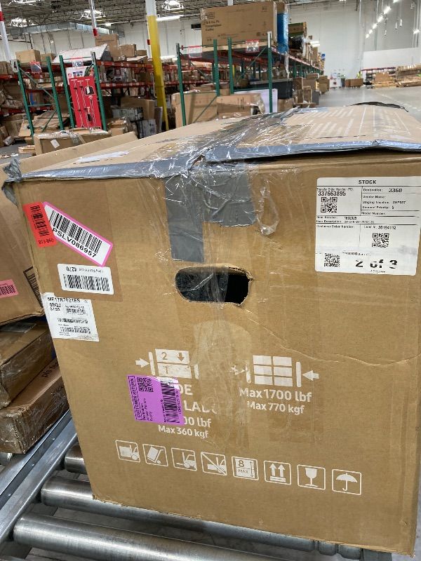 Photo 1 of ***PARTS ONLY/NOT IN ORIGINAL BOX****GE 1.6 CU FT OVER THE RANGE MICROWAVE OVEN
