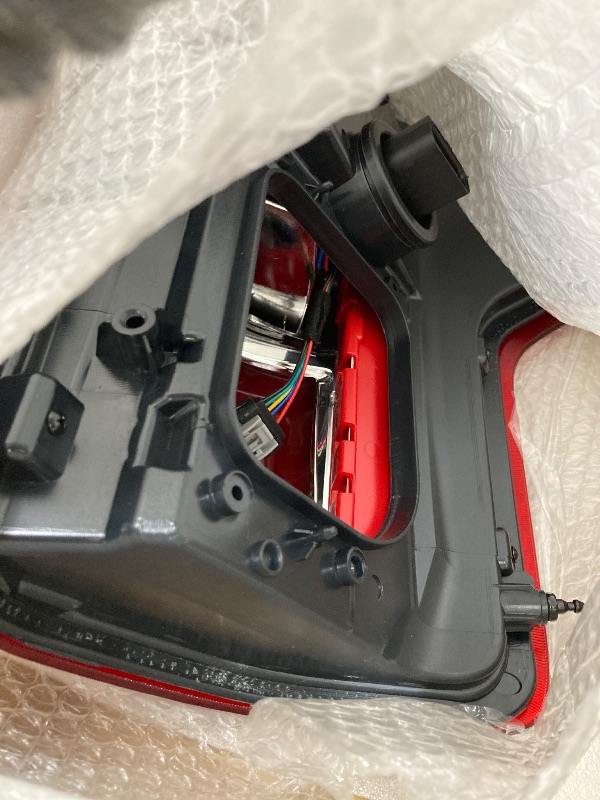 View 3 of **ONE LIGHT IS CRACKED ON CORNER**** LED Tail Lights W/Blind Spot Assembly Compatible with 2015 2016 2017 Ford F150 King Ranch Lariat Platinum XL XLT 2016 2017 Limited SSV, Rear Light Taillights Replacement # HL3Z13405D HL3Z13404D