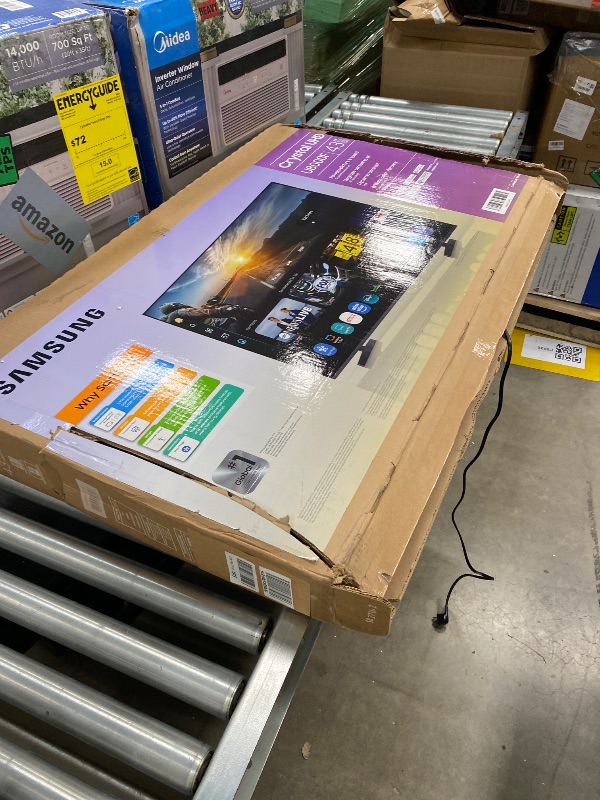 Photo 1 of **** IT DOES NOT HAVE REMOTE **** **** NO RETUN- NO REFOUN**** Samsung 43-Inch Class Crystal UHD U8000F 4K Smart TV (2025 Model) Endless Free Content, Processor, MetalStream Design, Knox Security, Alexa Built-in