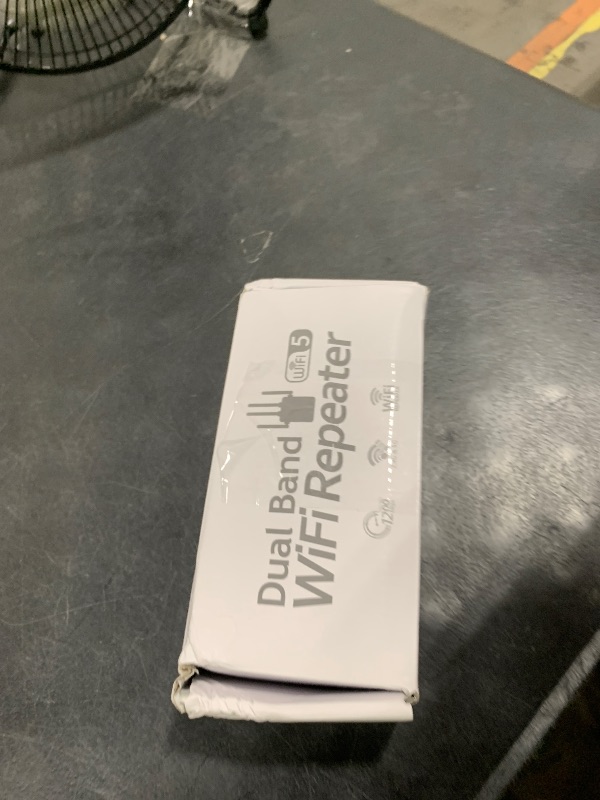 Photo 1 of WiFi Booster SWQFEWAFGRGVAD