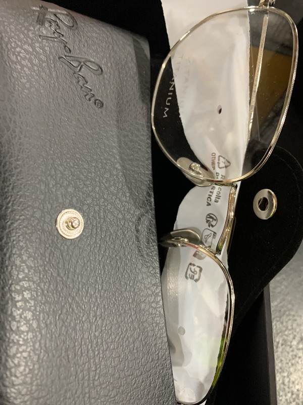 Photo 1 of Ray-Ban Unisex RX8148V Hexagonal Titanium Hexagonal Prescription Eyewear Frames, Silver/Demo Lens, 54 mm