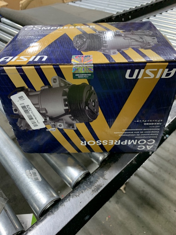 Photo 1 of AISIN AFTERMARKET ACCH-00026 Air Conditioner AC Compressor - Compatible with Honda CR-V 2002-2006 2.4L - with 7-Pulley Groove, with Clutch