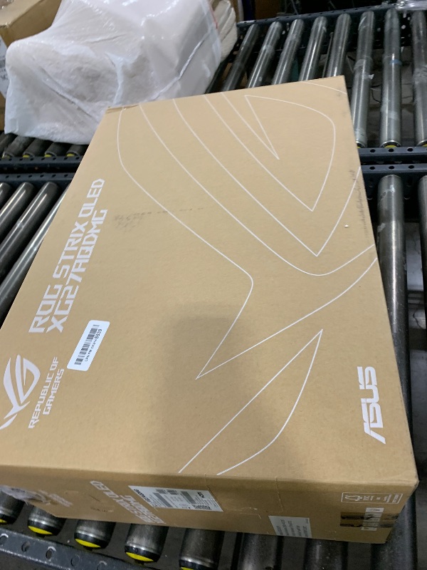 Photo 1 of ASUS ROG Strix 27” 1440P OLED Gaming Monitor (XG27AQDMG) - QHD, Glossy OLED, 240Hz, 0.03ms, Custom Heatsink, Anti-flicker,Uniform Brightness, G-SYNC Compatible, 99% DCI-P3, DisplayWidget, 3yr warranty