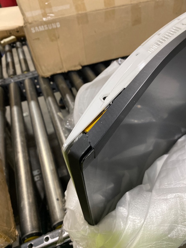 Photo 1 of FOR PARTS ONLY ******* Samsung 49-Inch Odyssey G9 (G95SD) Series QD-OLED G-Sync Compatible Curved Gaming Monitor, 240Hz, 0.03ms, Dual QHD, Glare Free, FreeSync Premium Pro, Ergonomic Stand,LS49DG956SNXGO,2024, 3 Yr Warranty
FOR PARTS ONLY