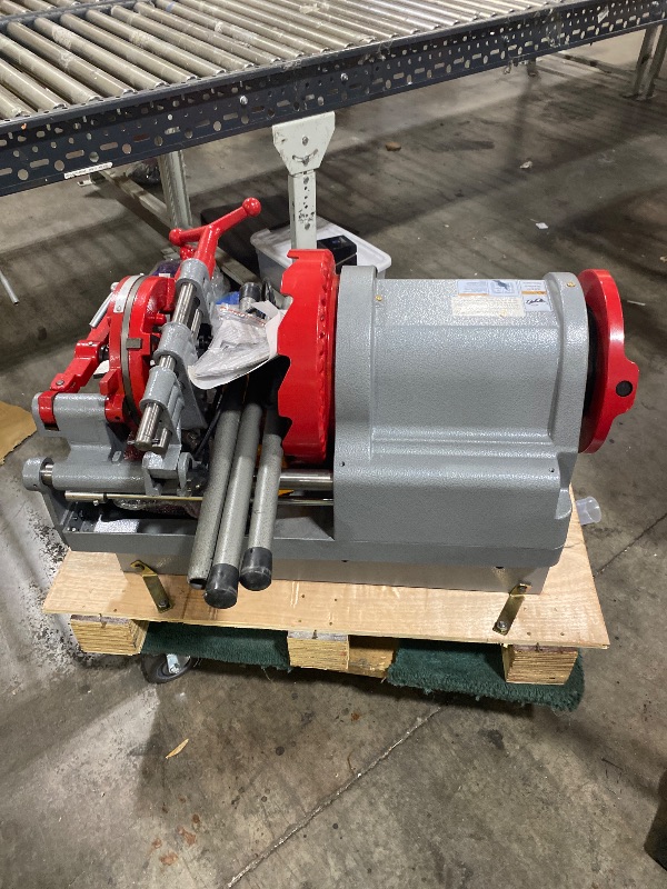 Photo 1 of VEVOR Electric Pipe Threader Machine 900w 2-speed 1/2-4 Inch Threading Cutter With Foot Pedal For Plumbing And Metalworking