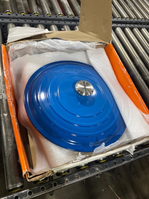 Photo 1 of Le Creuset Signature Cast Iron Chef's Oven, 7.5qt, Marseille