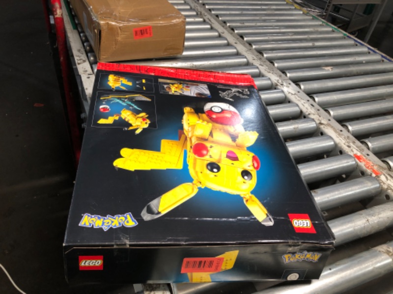 View 2 of ***FACTORY SEALED*** LEGO Pokémon Pikachu and Poké Ball 72152 Building Kit