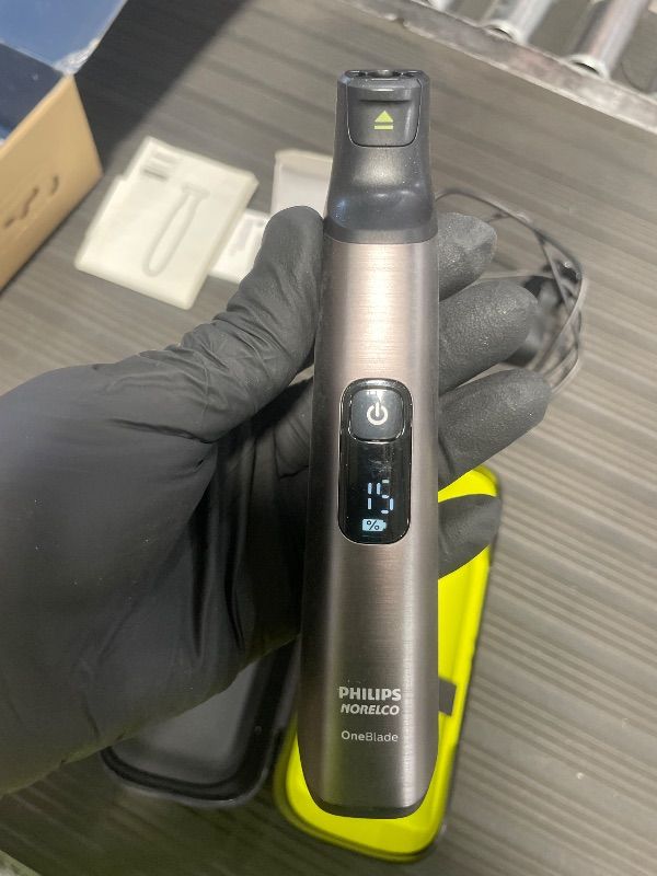 Photo 1 of ***SEE NOTES***Philips Norelco OneBlade 360 Pro Face + Body, Hybrid Electric Beard Trimmer, Shaver and Bodygroomer, with 360 Blade Technology, Model QP6552/90