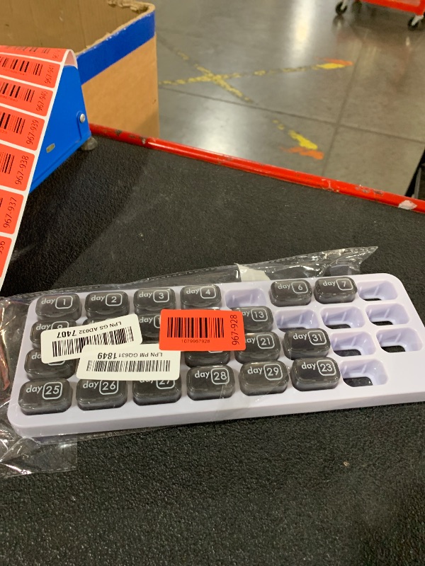 Photo 1 of ***MISSING PARTS***
31 Day Monthly Pill Organizer, Portable Pill Medicine case Box Holder for Daily Medicine/Vitamin/Fish Oils/Supplement, Black