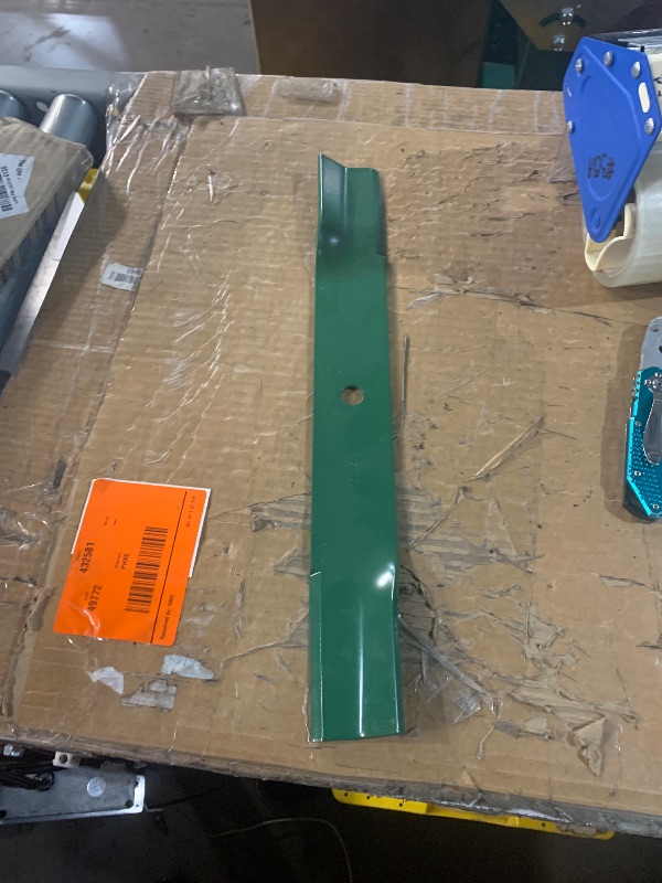 Photo 1 of ***STOCK IMAGE FOR REFERENCE***
***Missing 2 blades and bolts*** POSEAGLE 601124 Mower Blades with Bolts for Hustler 54 inch Mower Blades