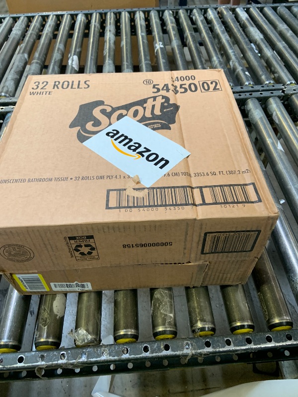 Photo 1 of Scott 1000 Trusted Clean Toilet Paper, 32 Rolls, Septic-Safe, 1-Ply Toilet Tissue