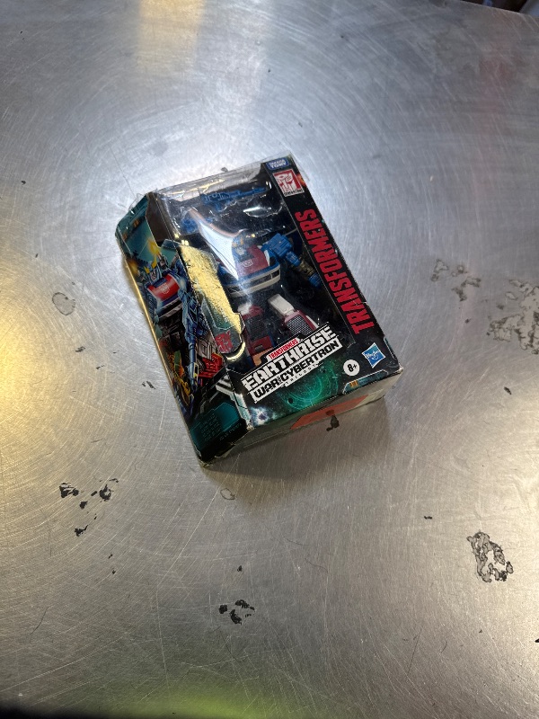 Photo 1 of Transformers Toys Generations War for Cybertron: Earthrise Leader WFC-E23 Doubledealer Triple Changer Action Figure - Kids Ages 8 and Up, 7-inch
