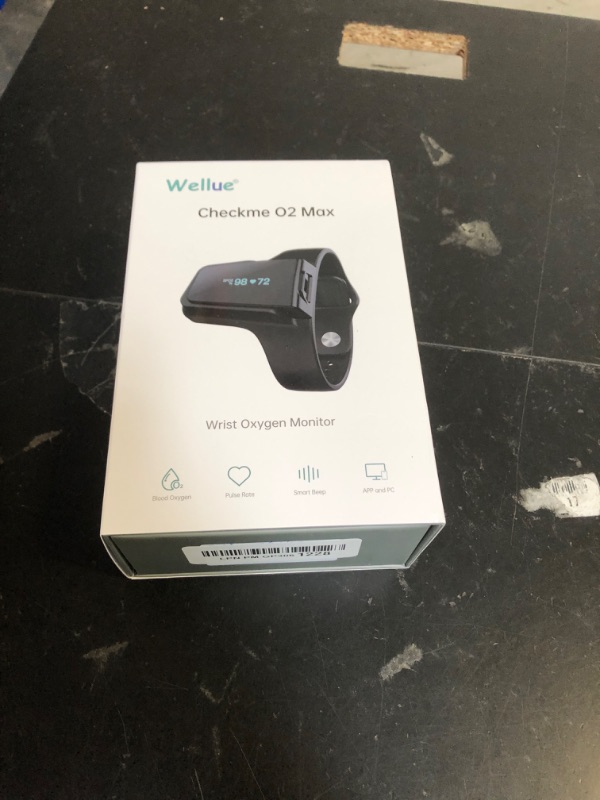 Photo 1 of Wellue Wrist Pulse Oximeter with Audio Reminder| Bluetooth Blood Oxygen Monitor Rechargeable for Continuous SPO2 Tracking with 72 Hours Battery Life, Free APP & PC Reports, Style 2