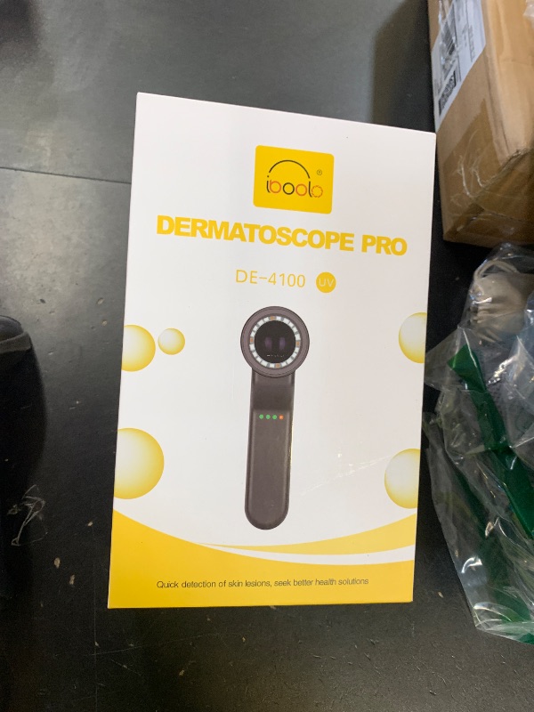 Photo 1 of IBOOLO DE-4100 PRO Advance Professional Polarized Non-Polarized Woods Lamp dermatoscope for Dermatologist