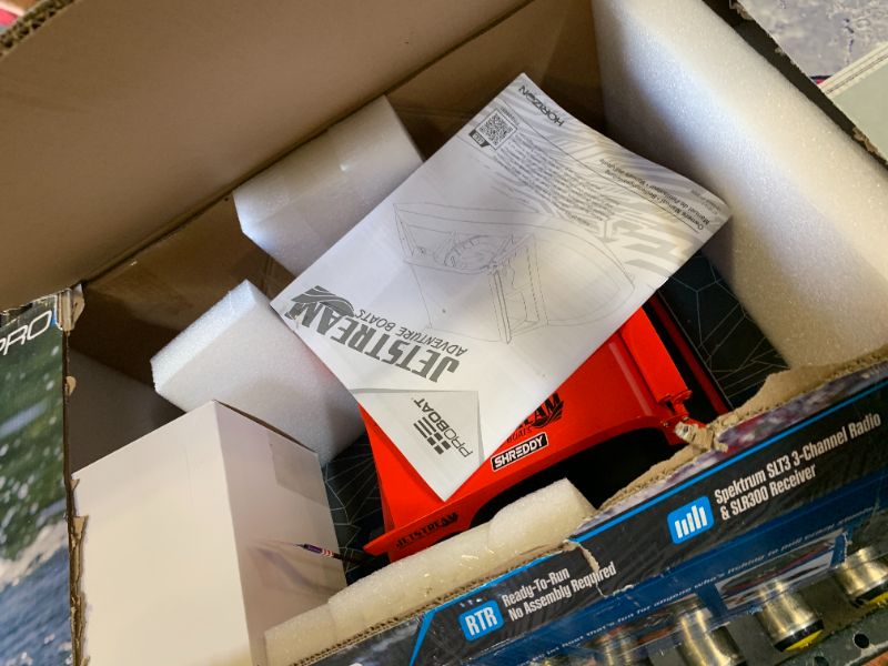 Photo 1 of Pro Boat 1/6 Jetstream Boat Brushless 24 Mojo 2 RTR PRB08051T2