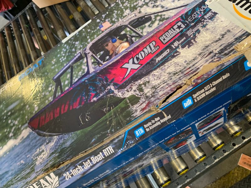 Photo 1 of Pro Boat 1/6 Jetstream Boat Brushless 24 Mojo 2 RTR PRB08051T2