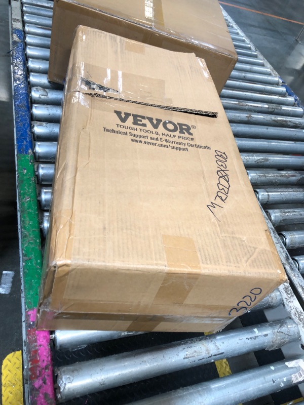 Photo 1 of **similar not exact**
VEVOR 18''-30'' Adjustable Aluminum Drywall Tool Stilts, Durable Non-Slip Work Stilts with Protective Knee Pads, for Sheetrock Painting, Taping, Walking, Silver