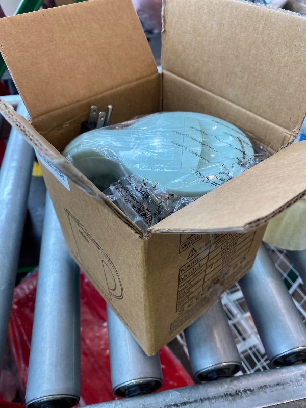 Photo 1 of [UNTESTED] RHD 0.5L Small Portable Electric Kettles for Boiling Water, Stainless Steel Travel Kettle, 600W Fast Boil Teapot, Auto Shut-Off, Tea Kettle & Hot Water Boiler Perfect For Travel, Coffee, Tea (Green)