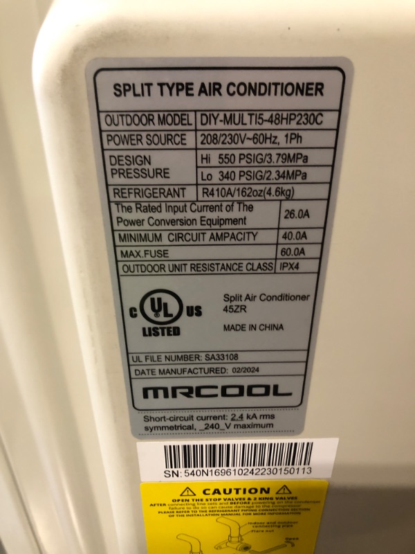 Photo 1 of ***PARTIAL SET*** MRCOOL DIY GEN 4 48000 Btu Ductless Mini Split Air Conditioner With Heat Pump - 2 Zone Wall Mounted 24K+24K With One 16 And One 25 Foot Install Kit
