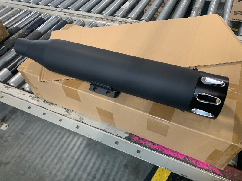 Photo 1 of **SIMILAR ITEM** **UNKNOWN ACTUAL DETAILS** SHARKROAD 4.0" Slip On Mufflers For for Harley Touring 2009-2016 Black 409526BB