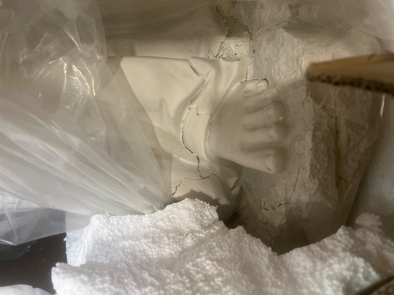 Photo 1 of ***UPDATED 6/13*** Design Toscano KY1314 Life Size Blessed Virgin Mary Statue,antique stone 69in
