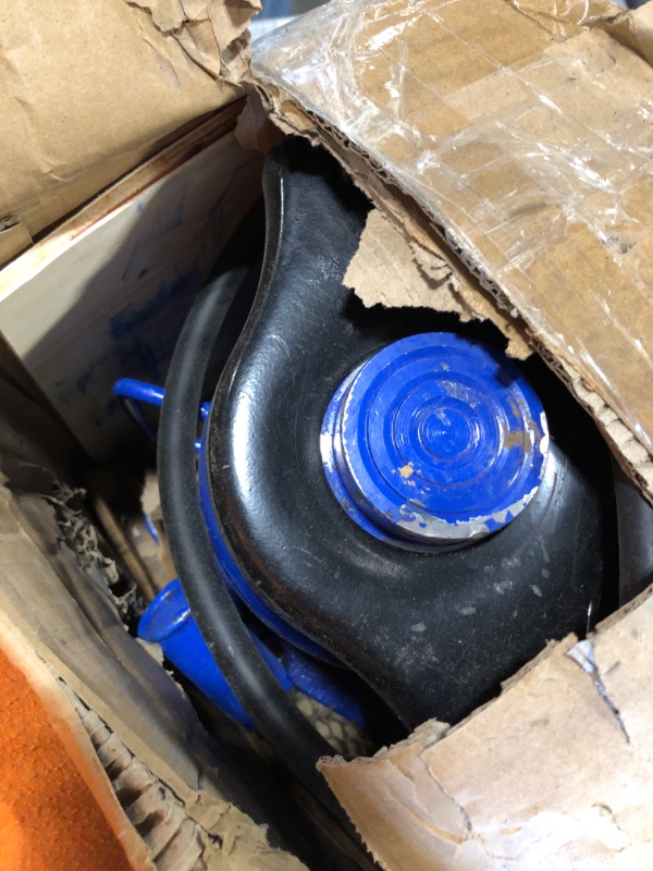 Photo 1 of !!HAS DENTS ANS SCRATCHES!!FINAL SALE!!VEVOR Air Hydraulic Bottle Jack, 32 Ton/70500 LBS, Hydraulic Floor Car Jack with Manual Hand Pump, Heavy Duty Pneumatic Bottle Jack Hoist for Auto Truck Travel Trailer Repair Lift