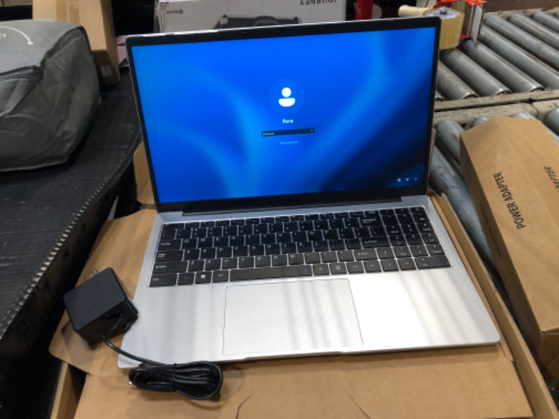 Photo 1 of *****LOCKED, NEEDS TO BE RESET****
15.6" School Laptop,Compatible With Windows 11 Laptop Computer for Business ,8GB RAM 256GB SSD,Intel N4000, FHD 1920 x 1080 Screen,MS Office,WiFi,BT4,2xUSB3.0,Long Battery Life Student Computer