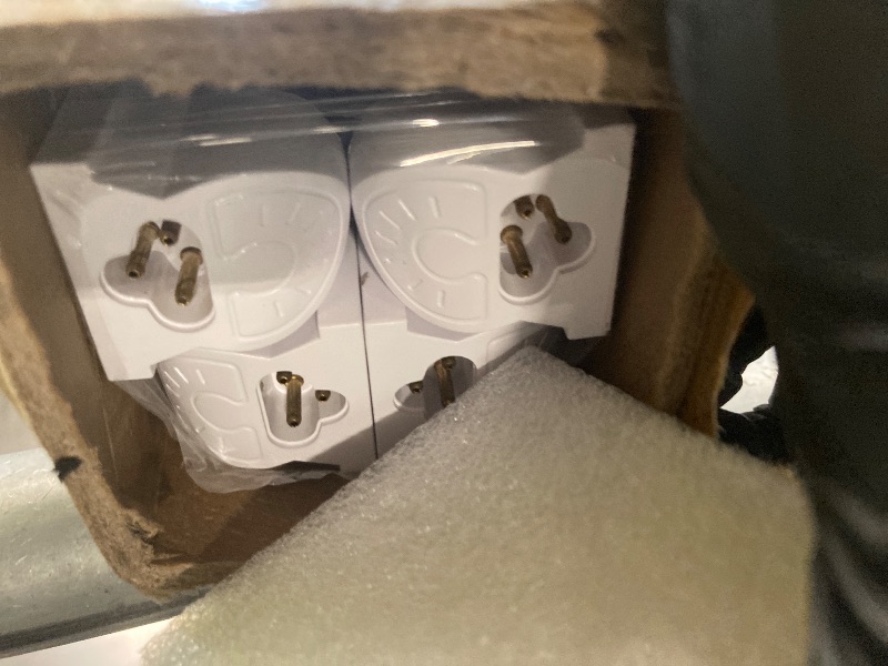 Photo 1 of (Pack of 4) Linkable LED Utility Shop Lights for Garage, 6FT, 60W, LED Tube Ceiling Light T8 Integrated Single Fixture, 6000K, 8000LM Daylight V Shape, Basement, Offices, Clear Lens, Plug and Play