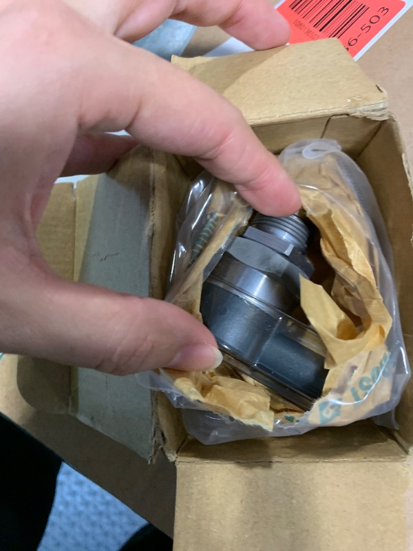 Photo 1 of 057130764H 0281002859 0281006017 Fuel Pressure Regulator Control Actuator Valve Injection Fits for A3 A4 VW Be-etle G-olf Jet-ta 2010-2014