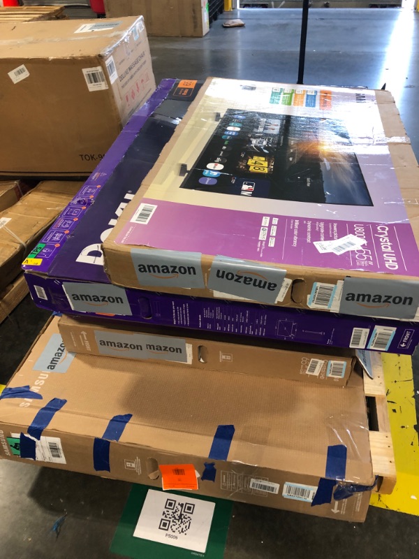 Photo 1 of ** NO REFUNDS ** Pallet of T.V's