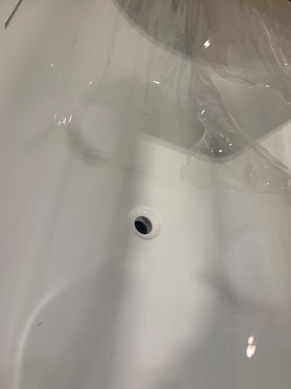 Photo 1 of ** sold as is no refund/return**
Adecab 59" Acrylic Freestanding Bathtub, Free Standing Tub, Stand Alone Tub, Soaking Tub with Integrated Overflow and Drain, cUPC Certified, Gloss White