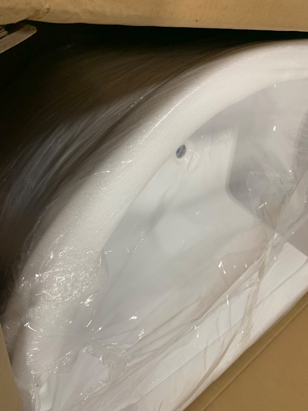 Photo 1 of ** sold as is no refund/return**
Adecab 59" Acrylic Freestanding Bathtub, Free Standing Tub, Stand Alone Tub, Soaking Tub with Integrated Overflow and Drain, cUPC Certified, Gloss White